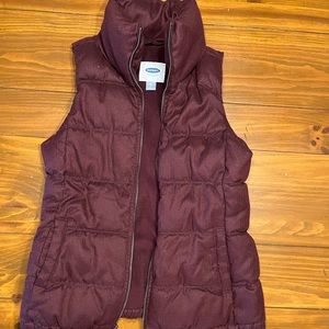 Old navy maroon winter vest.